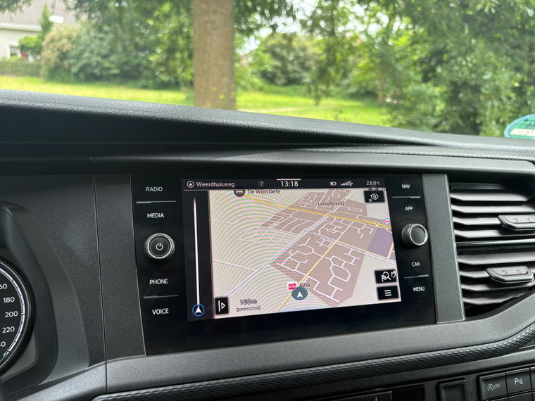 Vehicle Image 19
