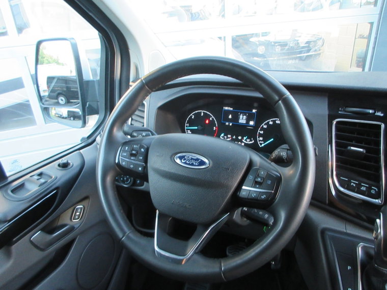 Vehicle Image 17