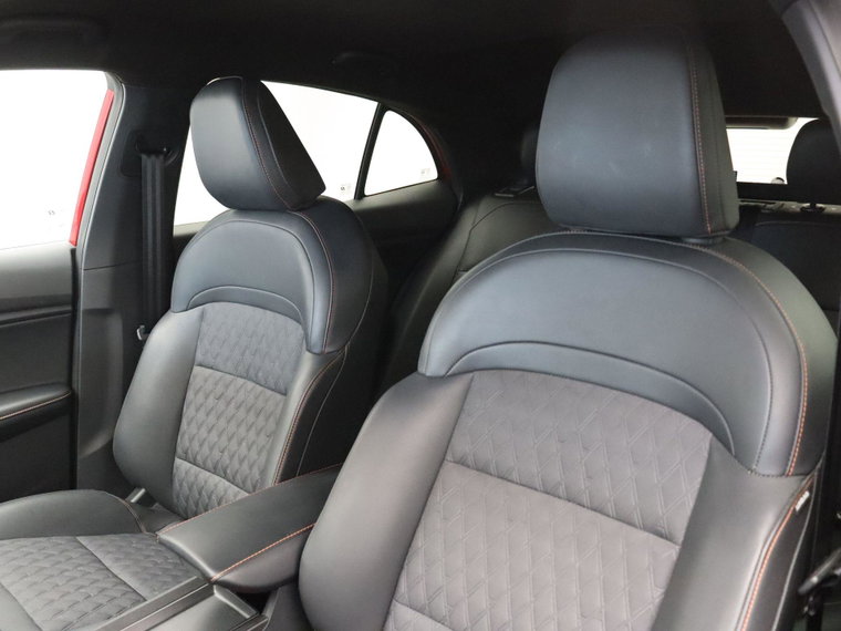 Vehicle Image 37