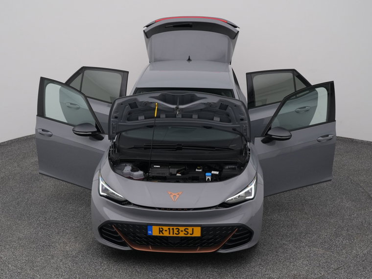 Vehicle Image 28
