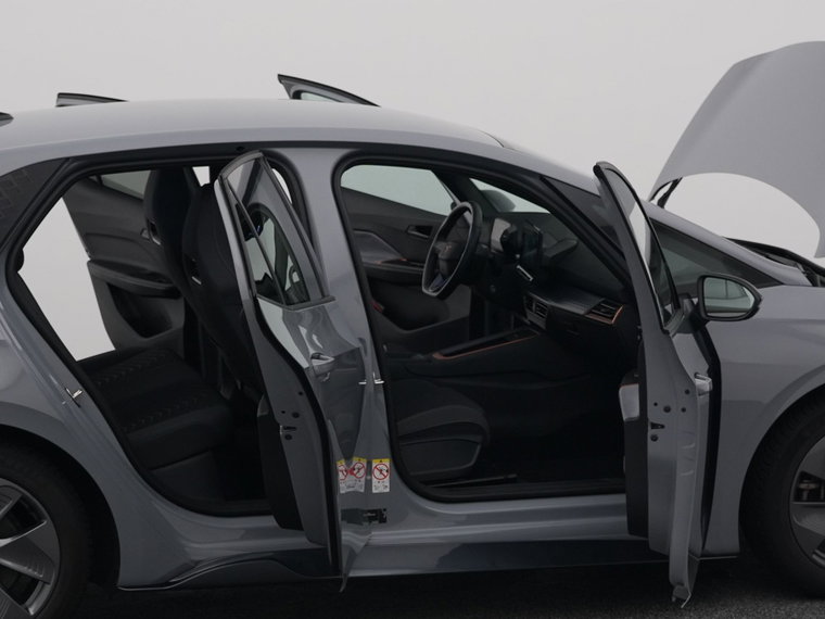 Vehicle Image 35