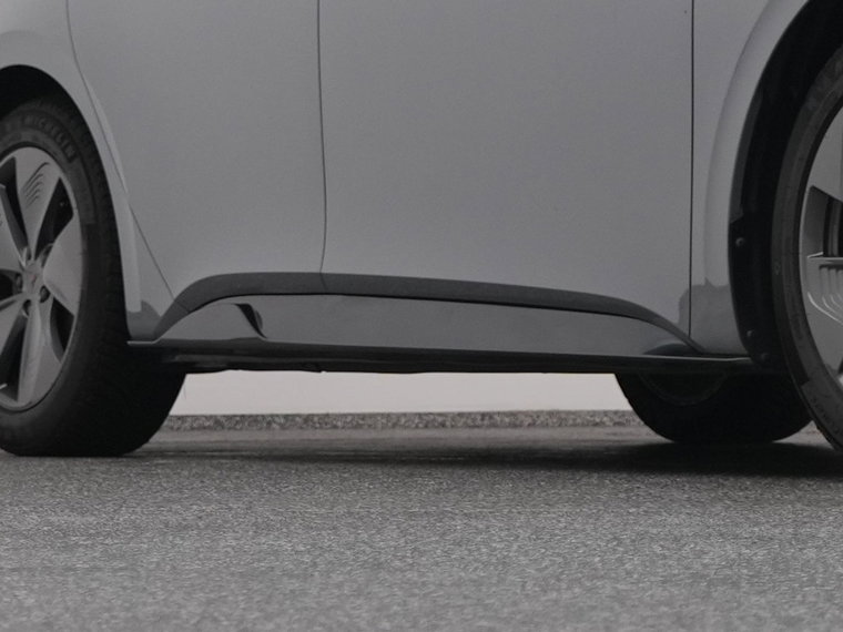 Vehicle Image 39