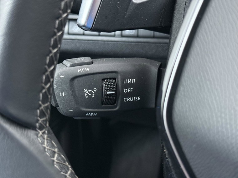 Vehicle Image 27
