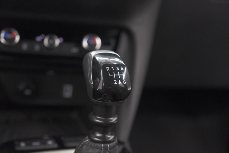 Vehicle Image 37