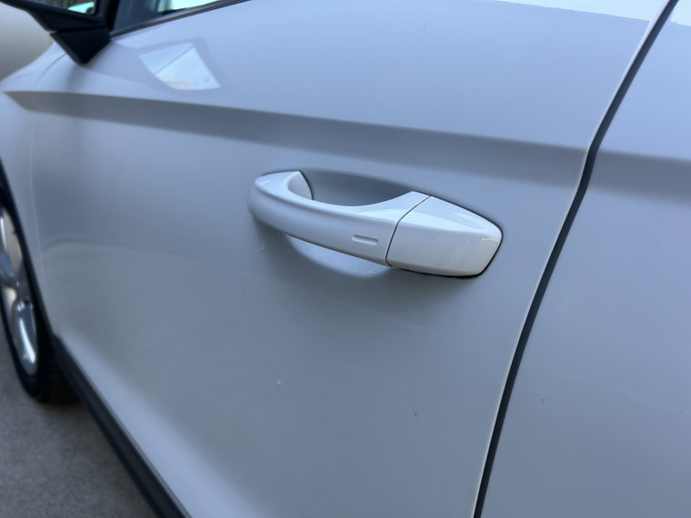 Vehicle Image 28