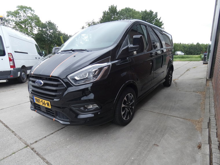 Vehicle Image 16