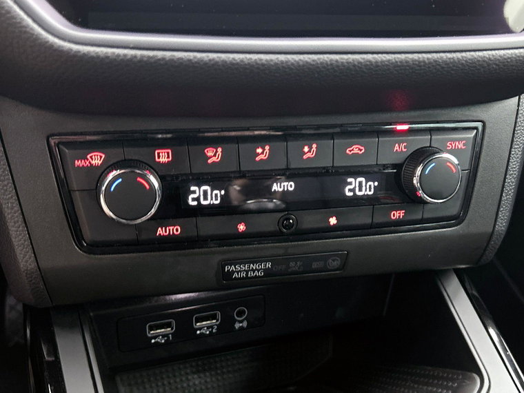 Vehicle Image 27