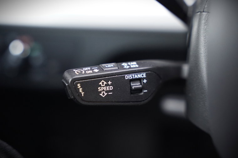 Vehicle Image 40