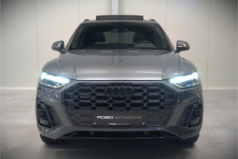 Vehicle Image 11