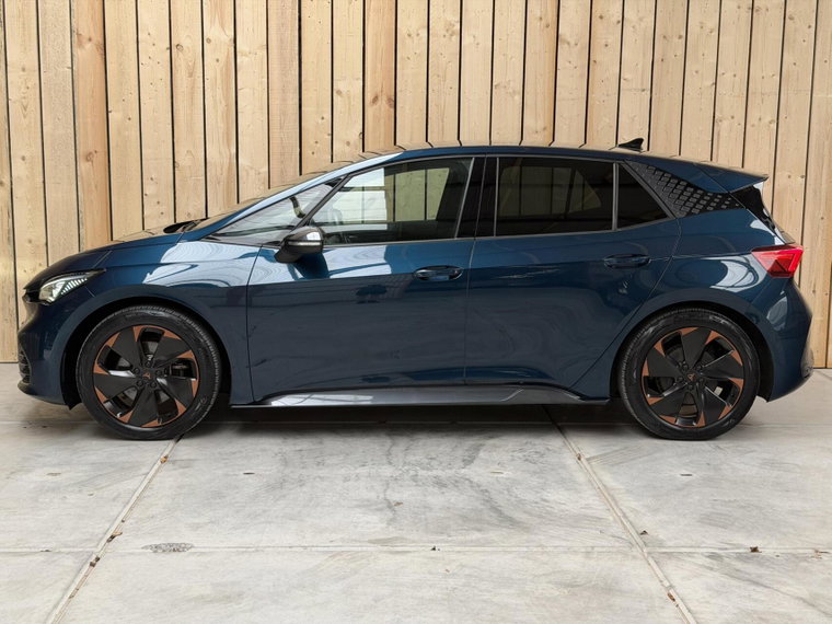 Vehicle Image 35