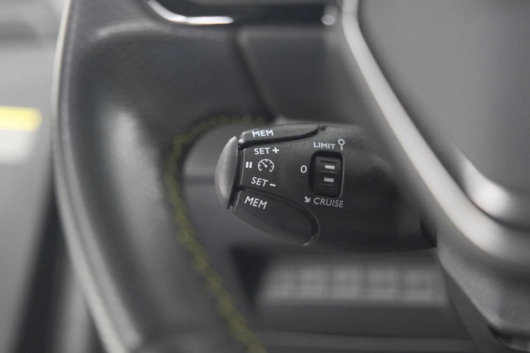 Vehicle Image 42