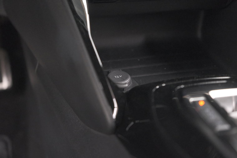 Vehicle Image 48