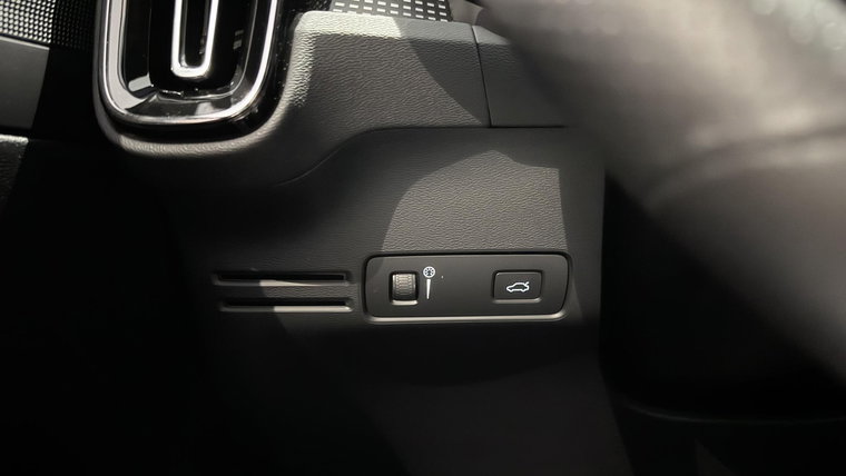 Vehicle Image 26