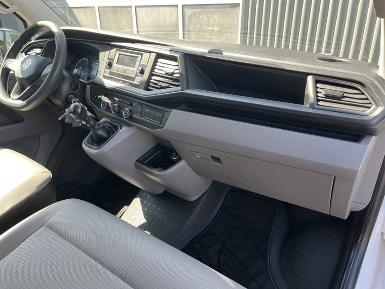 Vehicle Image 28