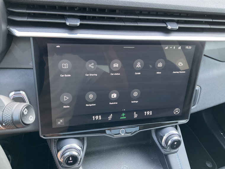 Vehicle Image 22