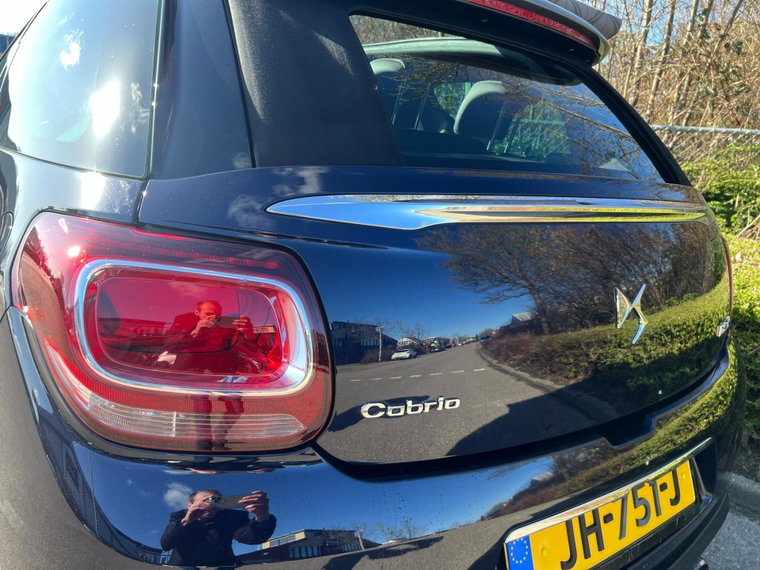 Vehicle Image 38