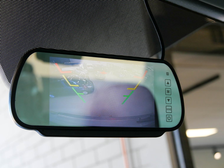 Vehicle Image 10