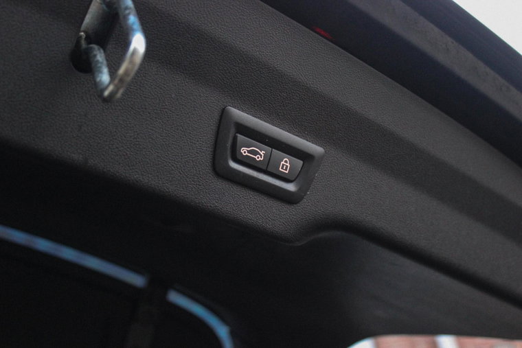 Vehicle Image 40