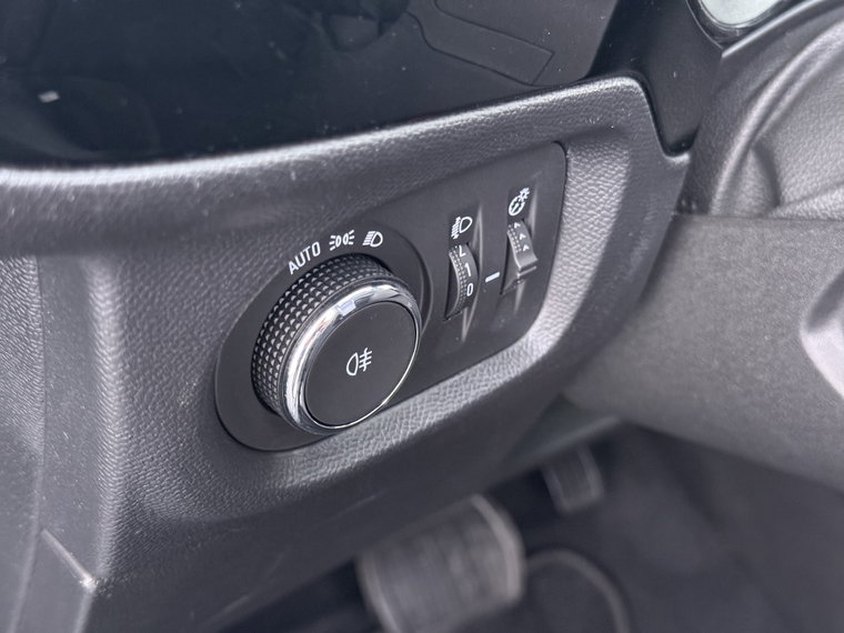 Vehicle Image 24