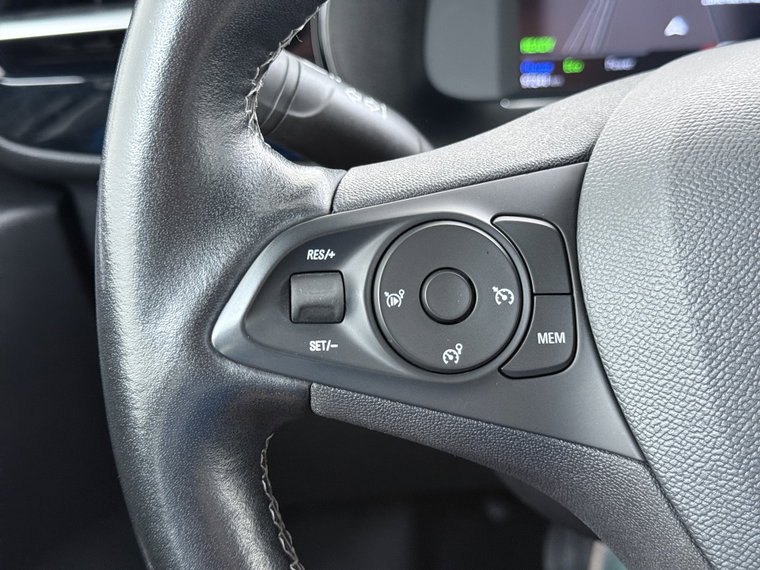 Vehicle Image 26