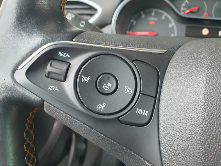 Vehicle Image 28