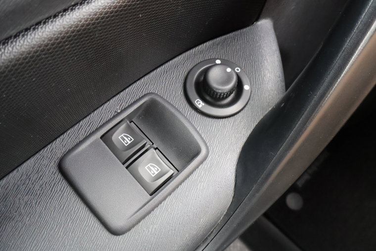 Vehicle Image 24