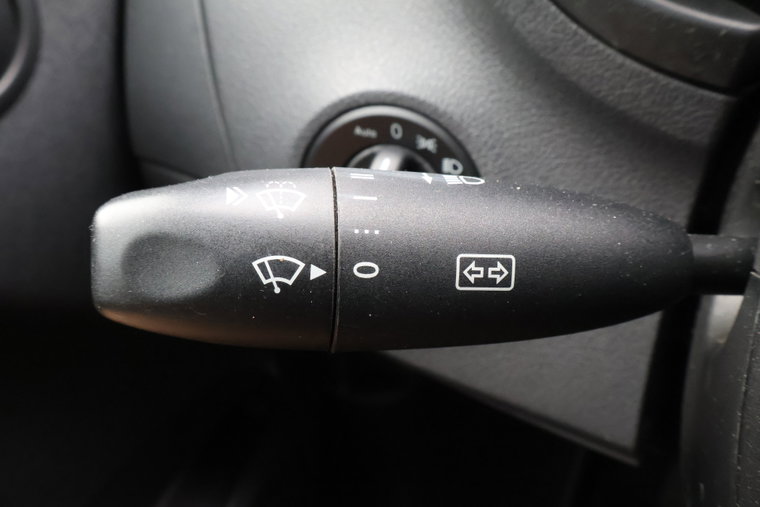 Vehicle Image 27