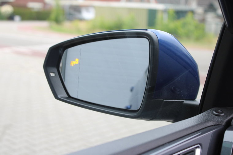 Vehicle Image 37