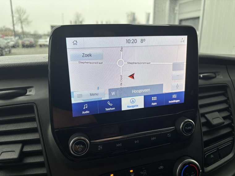 Vehicle Image 21