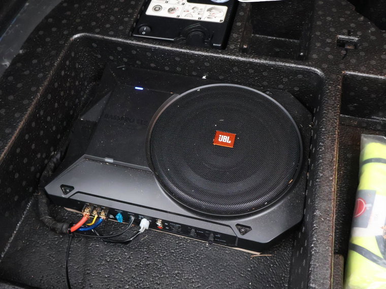 Vehicle Image 14