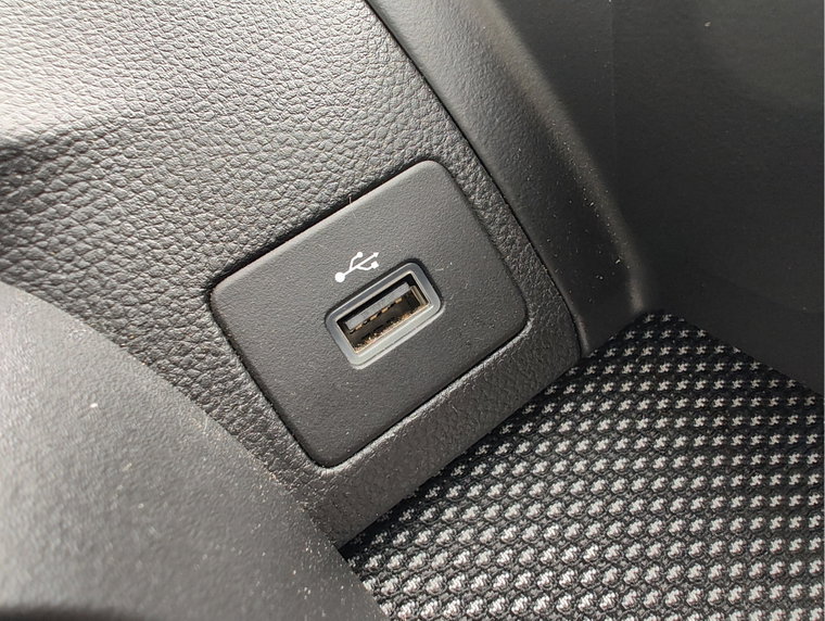 Vehicle Image 27
