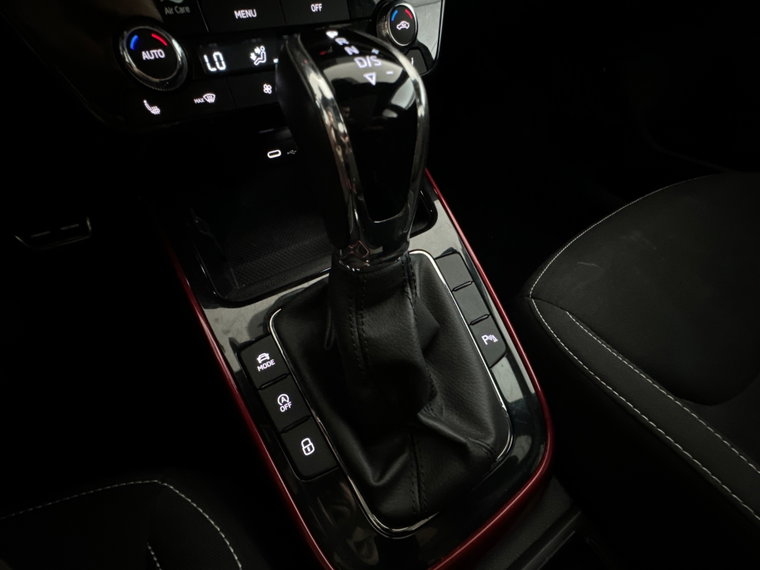 Vehicle Image 21