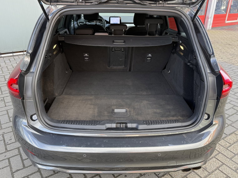 Vehicle Image 39
