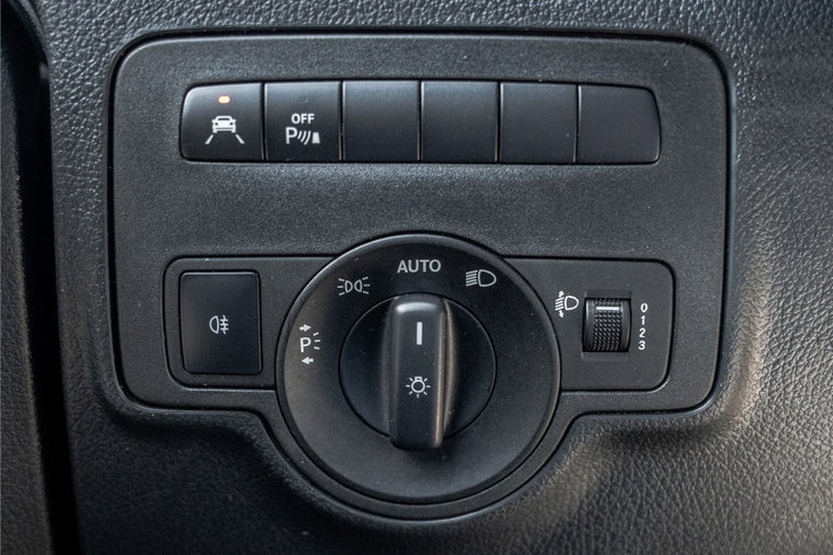 Vehicle Image 26
