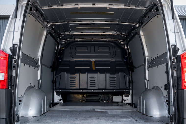 Vehicle Image 11