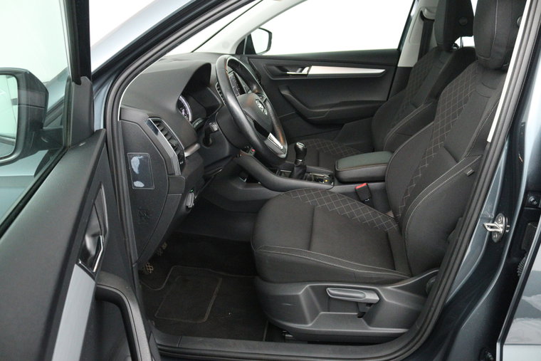 Vehicle Image 23