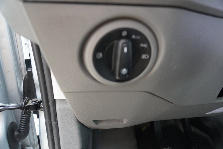Vehicle Image 24