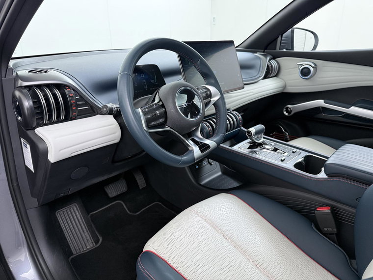 Vehicle Image 19