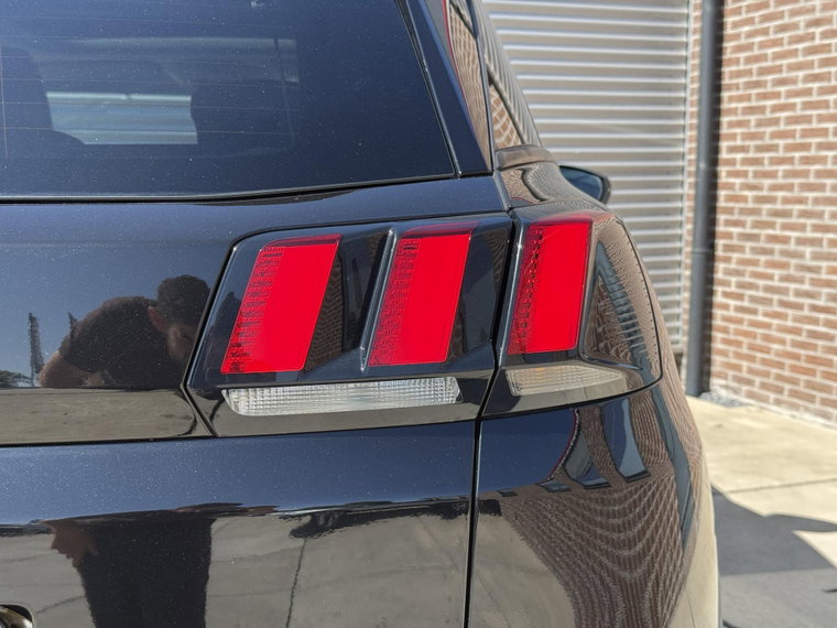Vehicle Image 41
