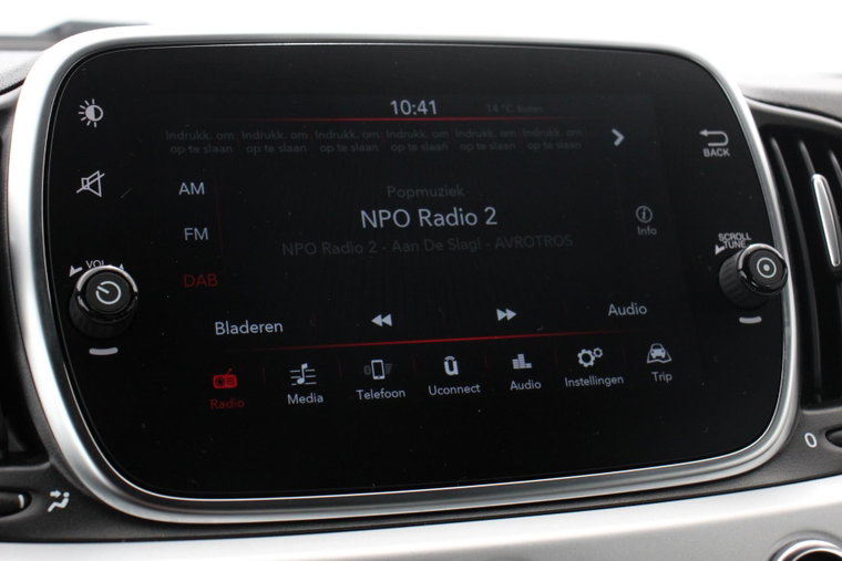 Vehicle Image 14