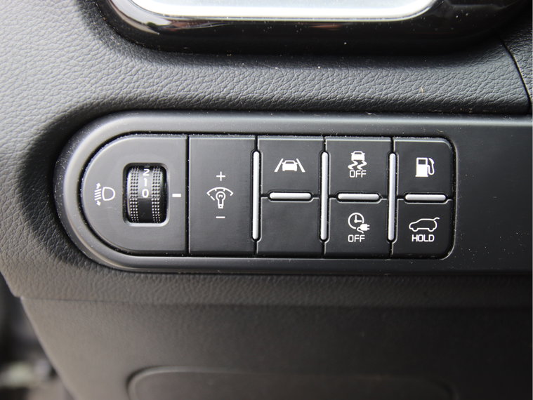Vehicle Image 35