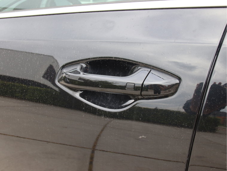 Vehicle Image 40