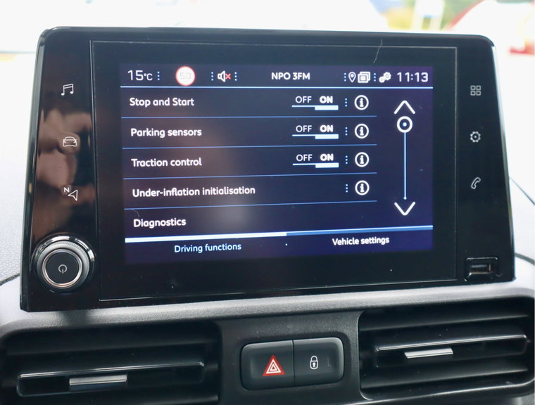 Vehicle Image 10