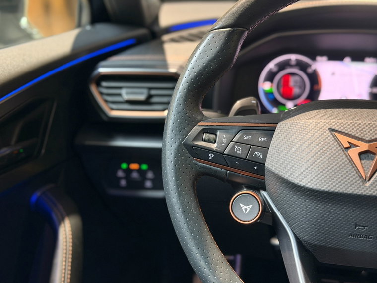 Vehicle Image 26