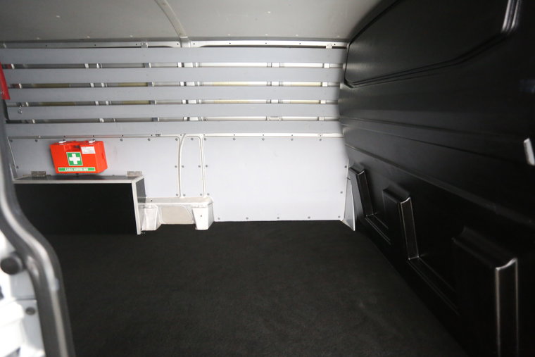 Vehicle Image 22