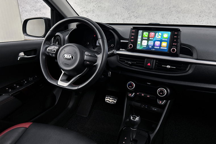 Vehicle Image 14