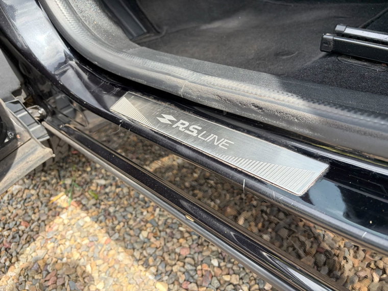Vehicle Image 28