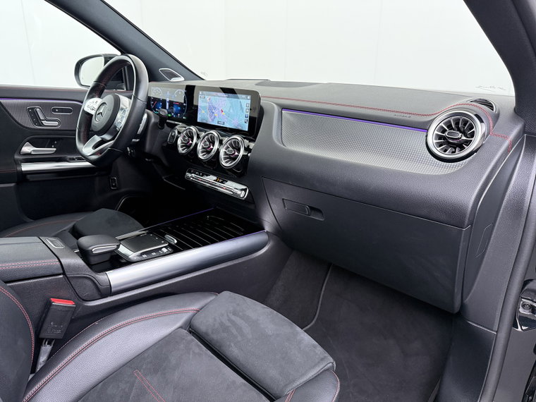 Vehicle Image 39