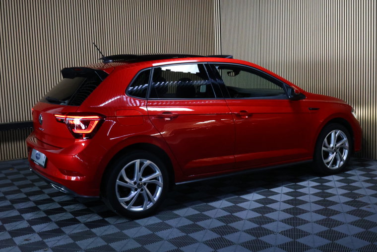 Vehicle Image 6