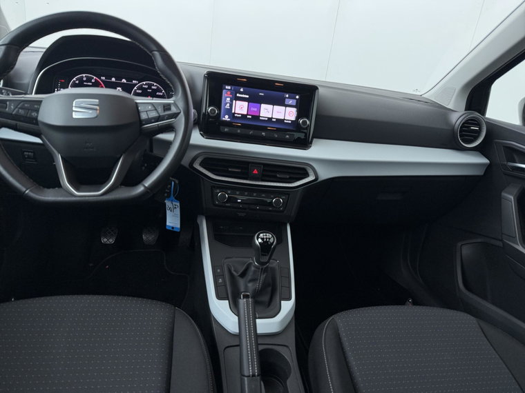 Vehicle Image 12